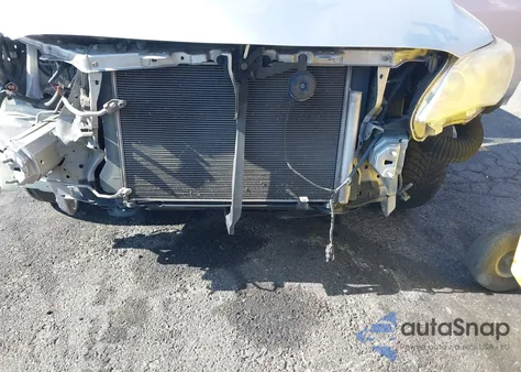 2011 Toyota Corolla Le z USA, uszkodzony, nr VIN JTDBU4EE6B9164313